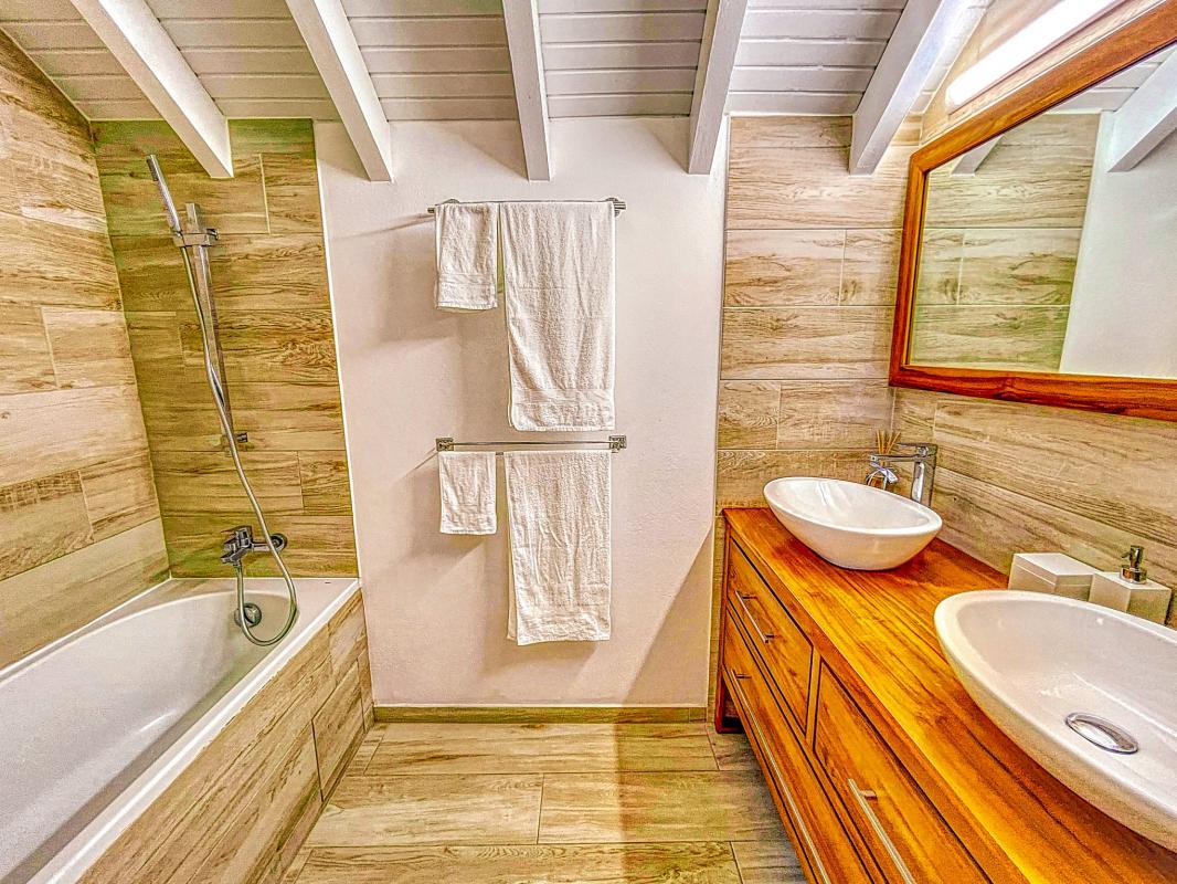 29.Location villa Mont Vernon Saint Martin - Villa Harmony - Salle de Bains Etage